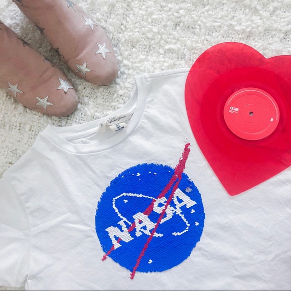 H&M Tops - H&M REVERSIBLE SEQUIN NASA TEE SHIRT